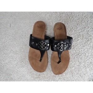UGG Womens Briella 1011548 Black Wedge Heel Leather Slip On Thong Sandals Size 6